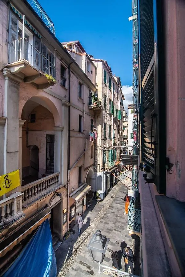 Atena'S House San Remo 0*,  Italie
